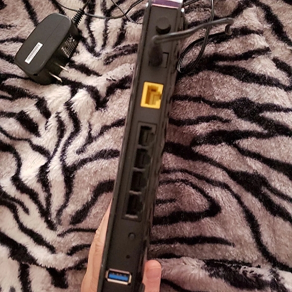 Router - Picture 4 of 6